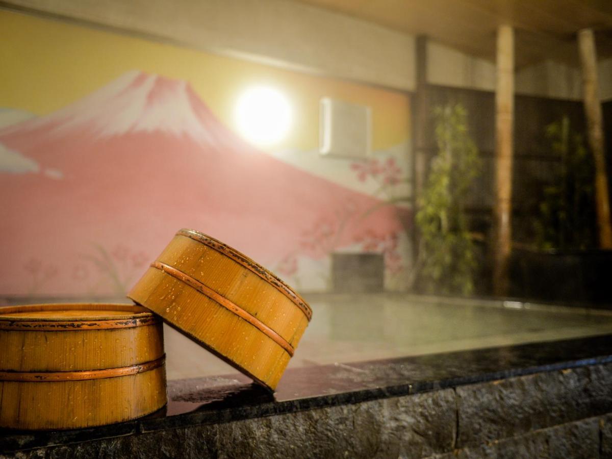 Nadeshiko Shibuya By Unito Female-only