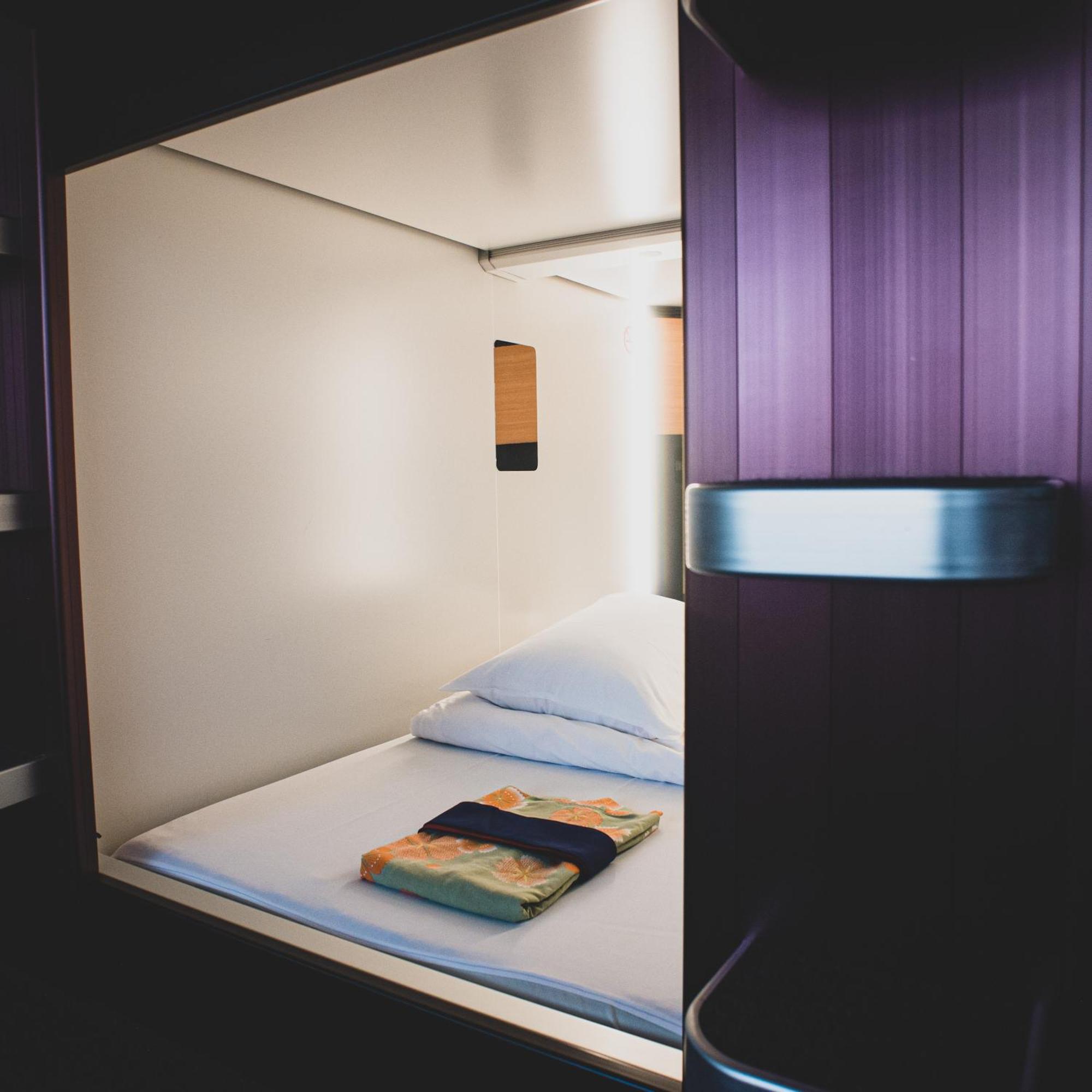 Hotel kapsułowy Nadeshiko Shibuya By Unito Female-only